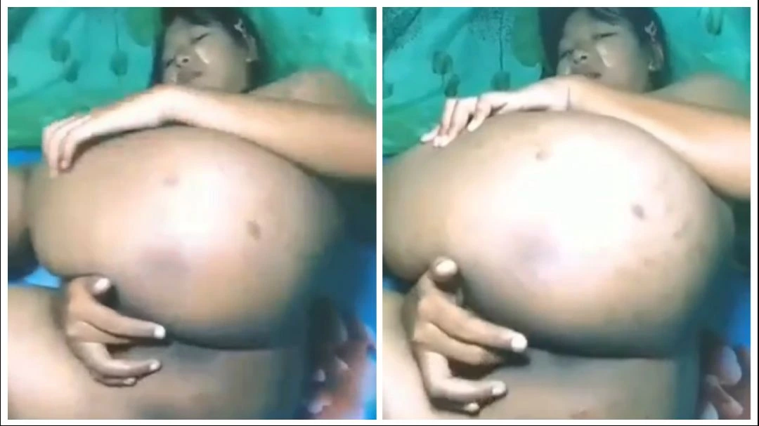 မိန်းမကို အဖုတ်နှိုက်ခိုင်းပြီး ကိုယ်တိုင်ရိုက် – Big Ass Hot Wife Pussy Fingering Homemade Video