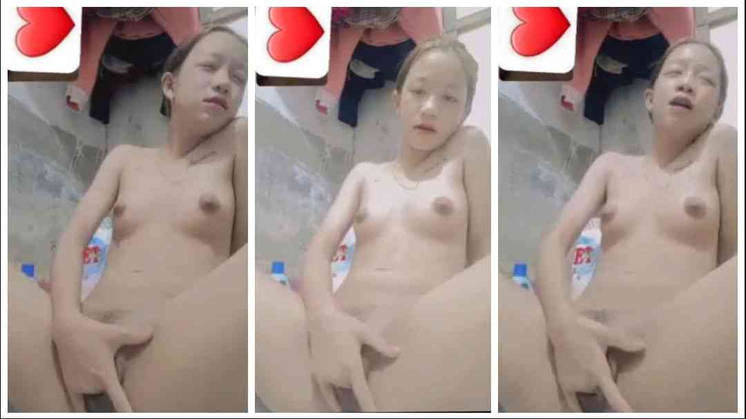 ထန်လိုက်တာ ကောင်မလေးရယ် – Young Girl Pussy Finger Fuck Sex Chat With Boyfriend