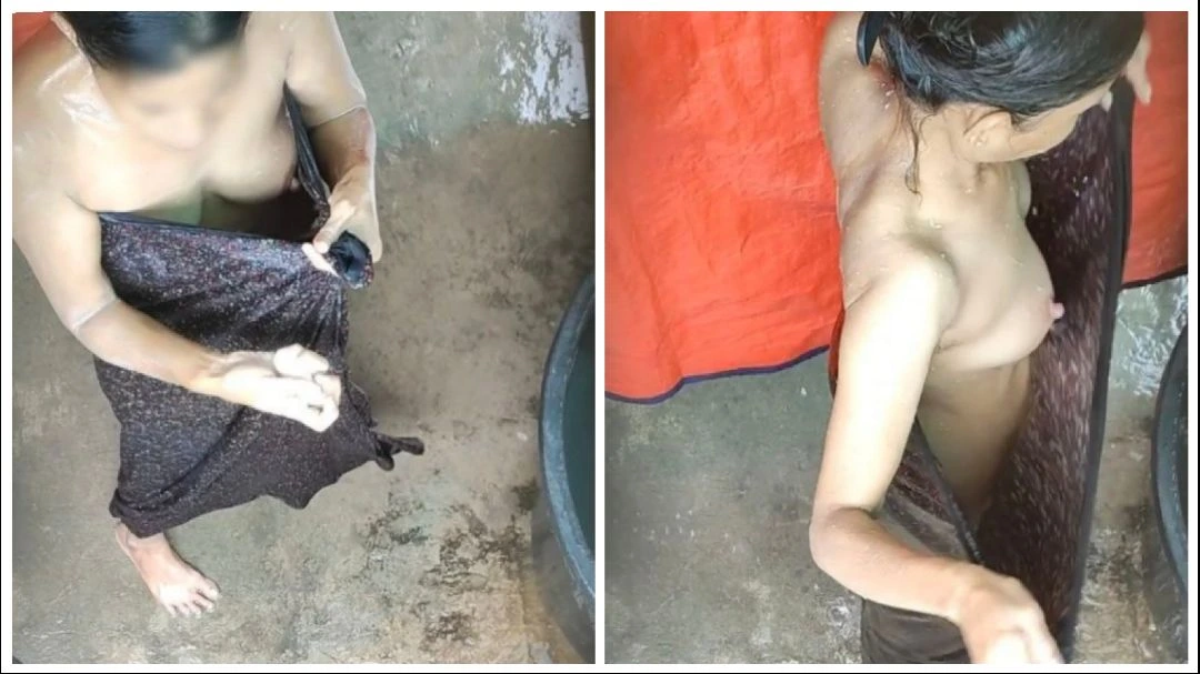 ရေချိုးချောင်းရိုက် (၃၈) – Myanmar Woman Showering At Home