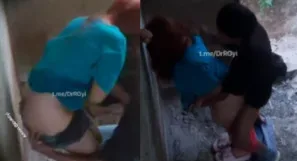 အိမ်အပျက်ထဲမှာ မမကြီးကိုဖင်ကုန်းလိုး ချောင်းရိုက်အောကား